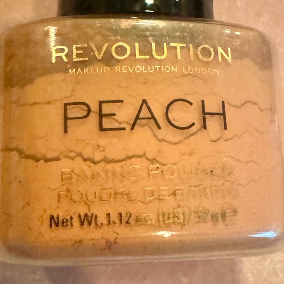 Revolution Peach Setting Powder - Picture 1 of 1